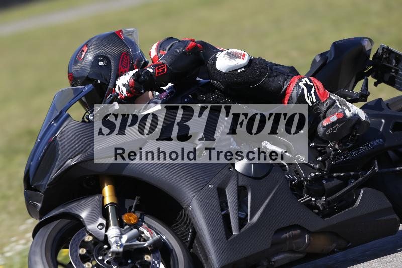 /Archiv-2025/48 25.08.2025 Cornu Master School ADR/blau-bleu/102